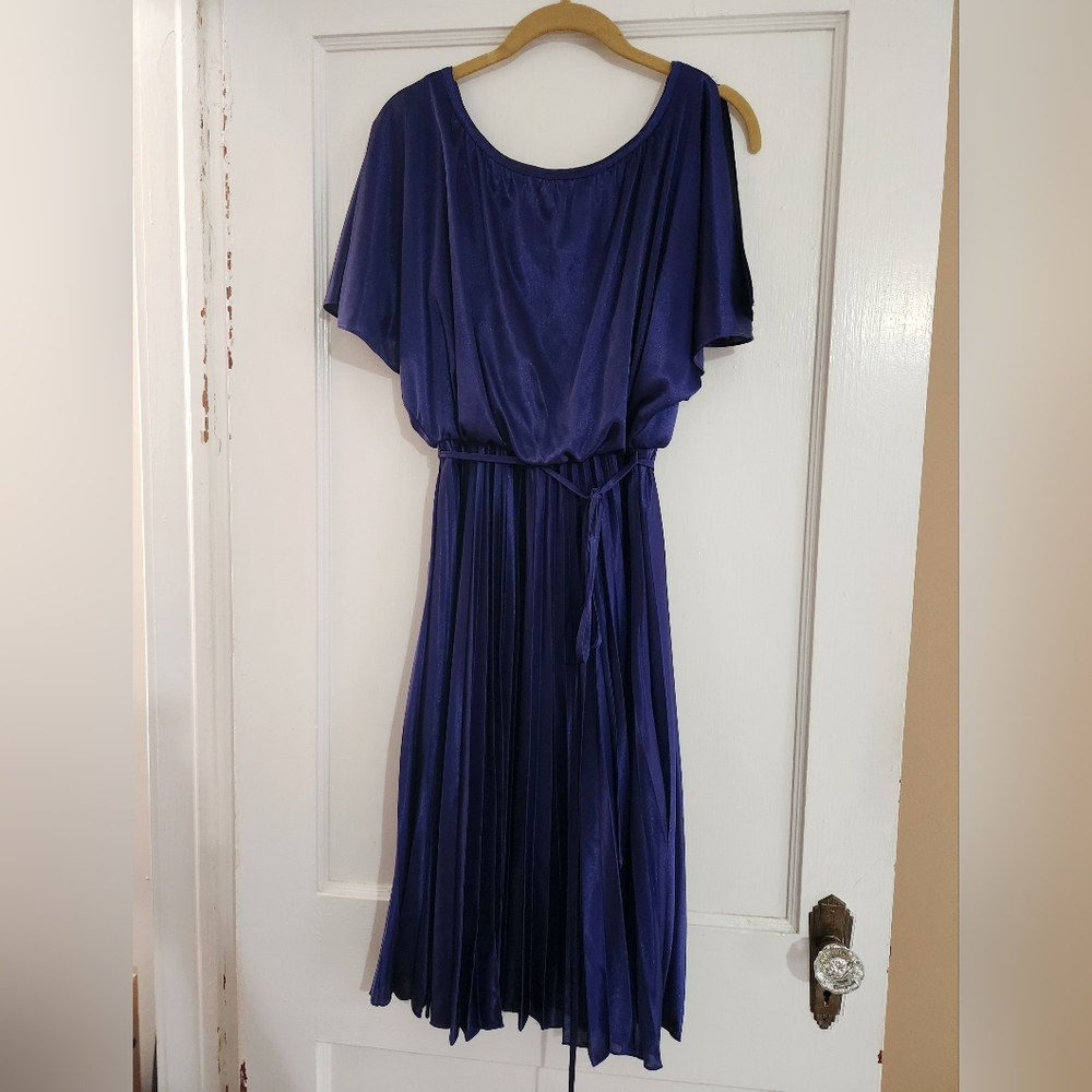 Elegant Navy Blue Midi Special Occasion Dress